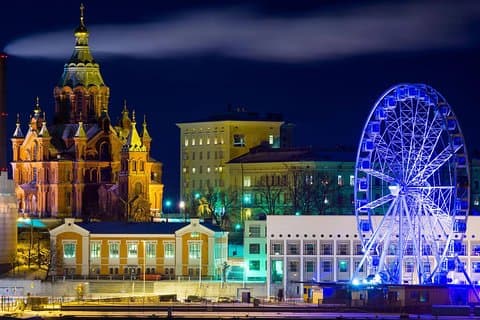Private guided Helsinki city tour by Premium car