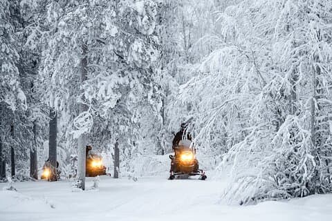 3-Hour Snowmobile Adventure in Rovaniemi (Private)