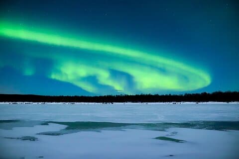 Aurora Borealis Trip in Lapland Lakeside