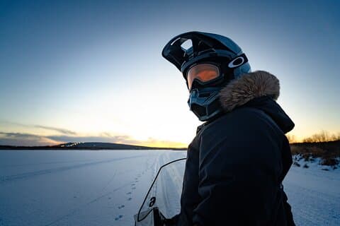 4-Hour Snowmobile Adventure in Rovaniemi (Private)