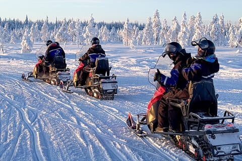 4 Hour Snowmobile Safari to the Levi Fells with Coffee Break