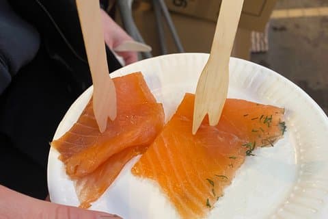 Tasting Finnish Flavors with French Guide