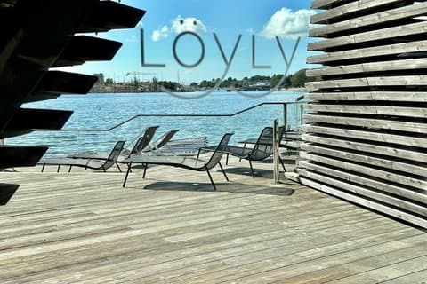 Helsinki: Löyly Sauna Entry Ticket & Friendly Sauna Guide