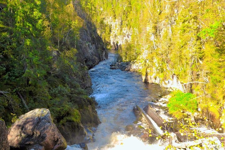 Auttiköngäs Waterfall summer
