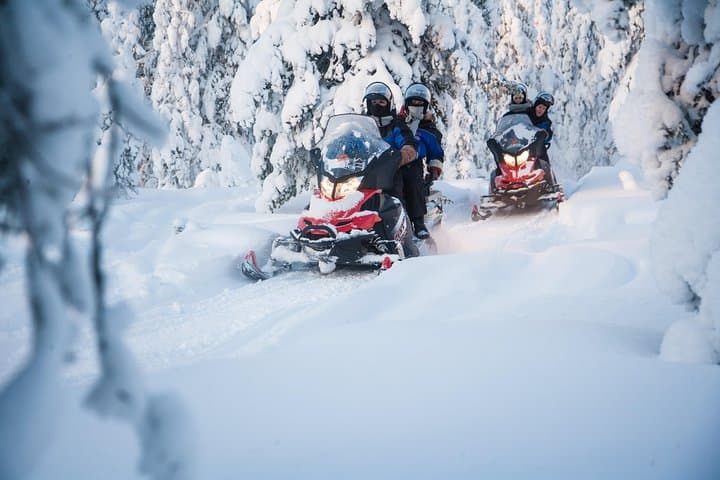 Snowmobiling in Rovaniemi