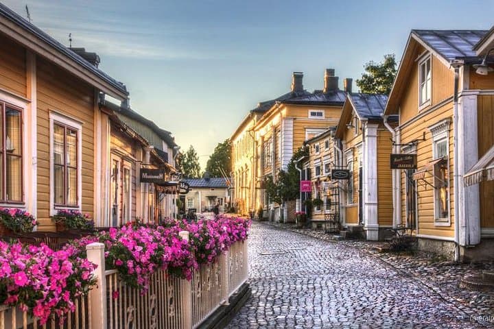 An Exclusive Coastal Tour of Helsinki & Porvoo*****