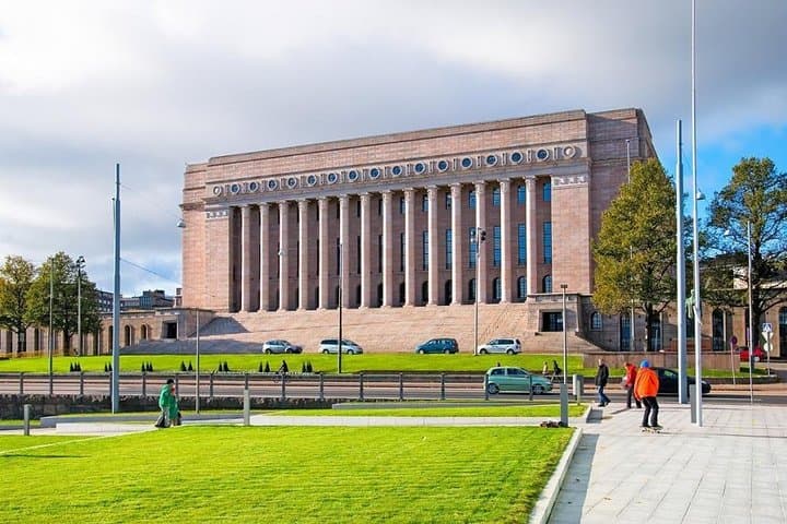 Private Shore Excursion: Helsinki Walking Tour