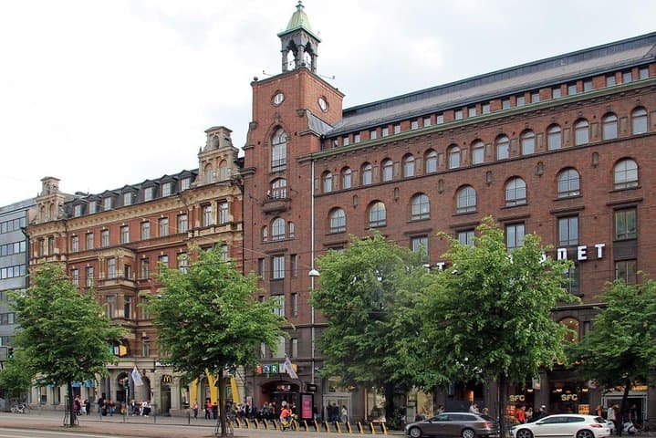 Private Tour: Helsinki Highlights and the Seurasaari Open-Air Museum