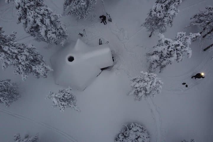 Private Northern Lights Tour With Skis Or Snowshoes in Pyhä