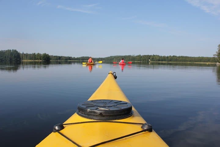 Lake kayaking trip