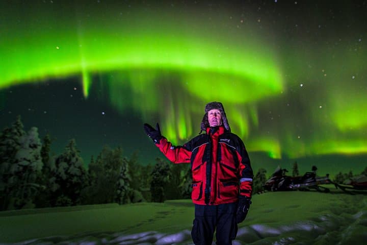 Hunting Northern Lights by Snowmobiles - Saariselkä