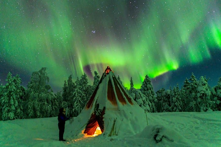 Auroras Northern Lights Viewing & Photographing - Saariselkä