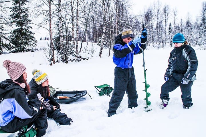 Snowshoe Trip for Ice Fishing - Saariselkä