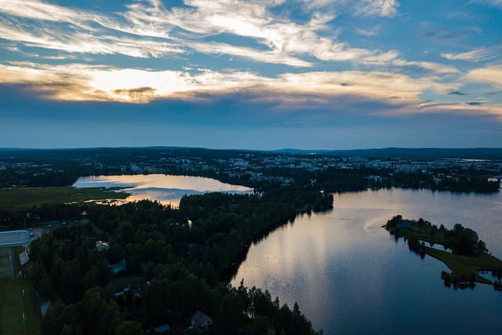 Midnight Sun Photography Tour with Lappish BBQ