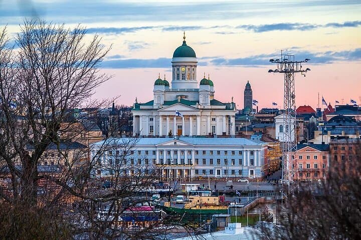 Private arrival OR departure transfer in Helsinki (airport or hotel pick up)