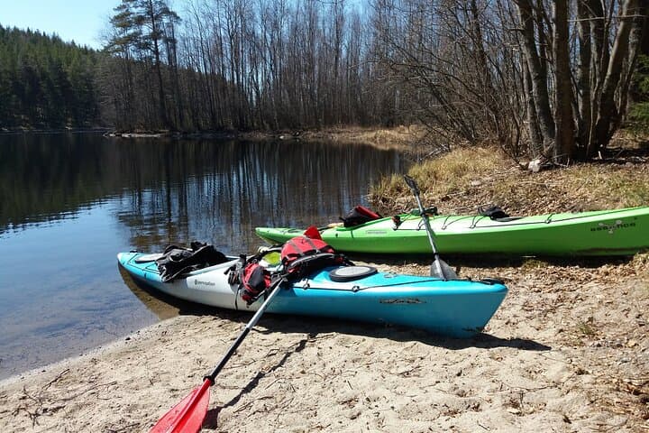 Lake kayaking trip