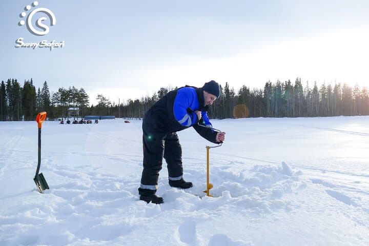 Great Ice Fishing Experience in Lapland
