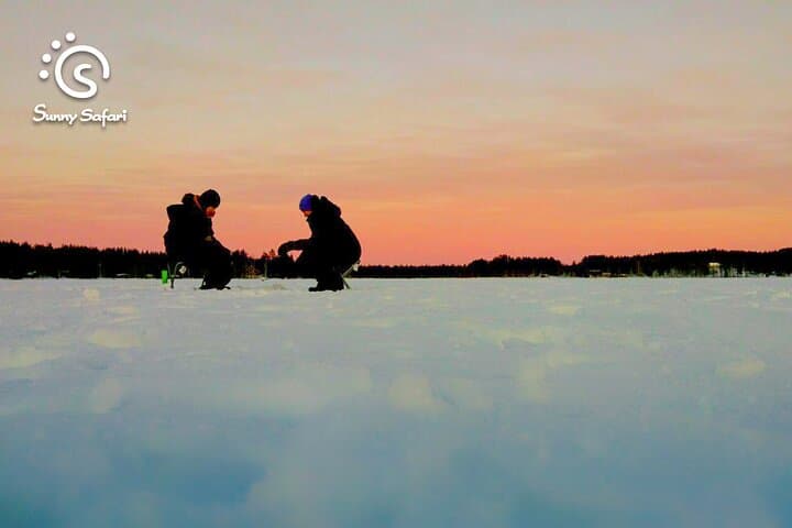 Great Ice Fishing Experience in Lapland