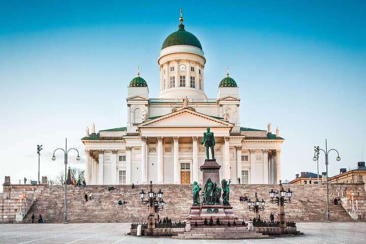 3 Hours Helsinki Stopover Tour from Airport