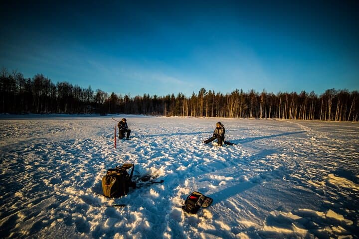 Ice Fishing Excursion with Campfire in Rovaniemi