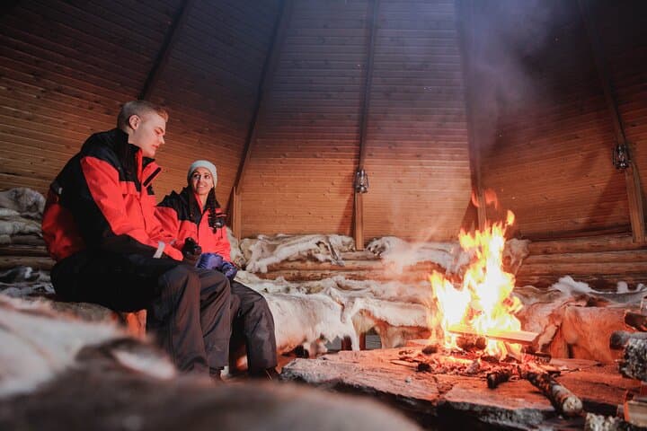 Summer Traditional Reindeer Farm Tour in Rovaniemi