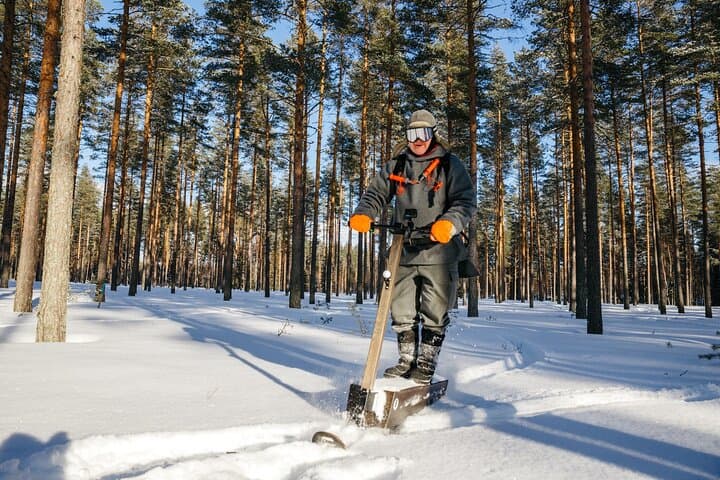 Guide Arto in Taiga forest