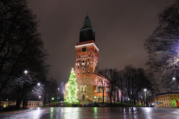 Turku Christmas Delights – Private Historic Walking Tour