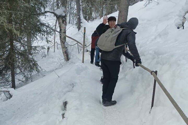 Rovaniemi Korouma Frozen Waterfalls Hiking Tour with BBQ