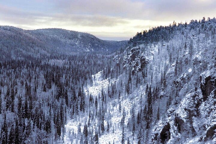 Korouoma canyon national park & frozen waterfalls with BBQ