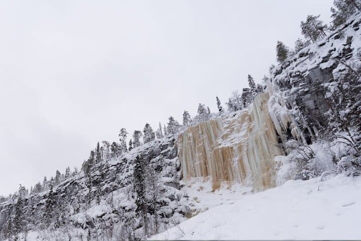 Korouoma Frozen Waterfall with Photography
