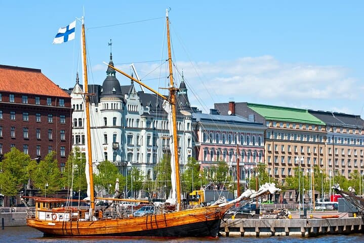 4 hours Helsinki and Porvoo Guided VIP Tour by Luxury Car