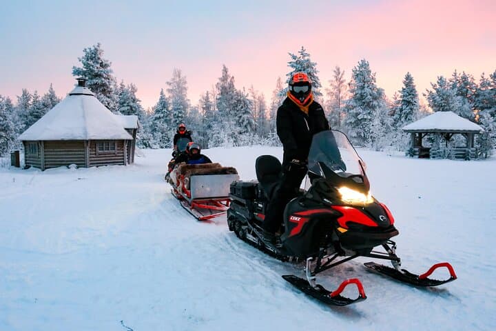 Snowmobile Sledge Ride