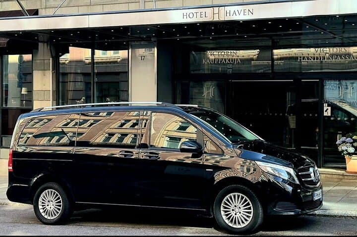 Private Helsinki Guided Tour by Mercedes V-class with guide