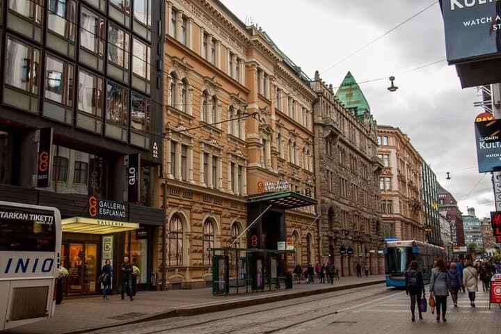 Charm of Finland VIP Tour Helsinki and Porvoo by Mercedes V+Guide