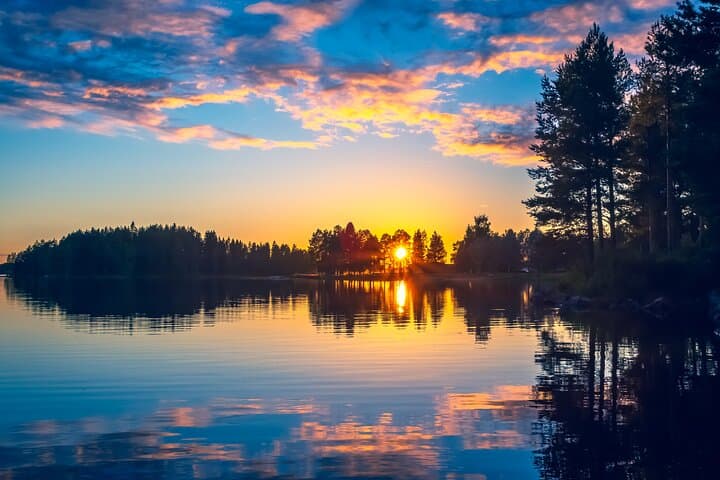 From Rovaniemi: Full Day Tour to Lapland's Attractions 5in1