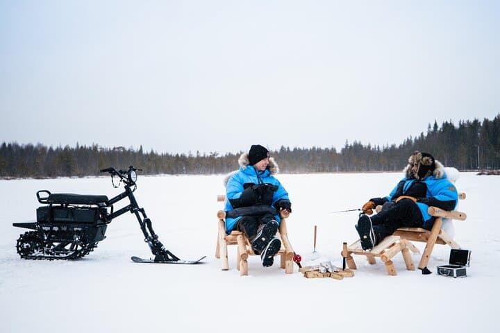 "ICEBREAKER" Ice Fishing VIP Tour & Gourmet Lunch in Glass Igloo*