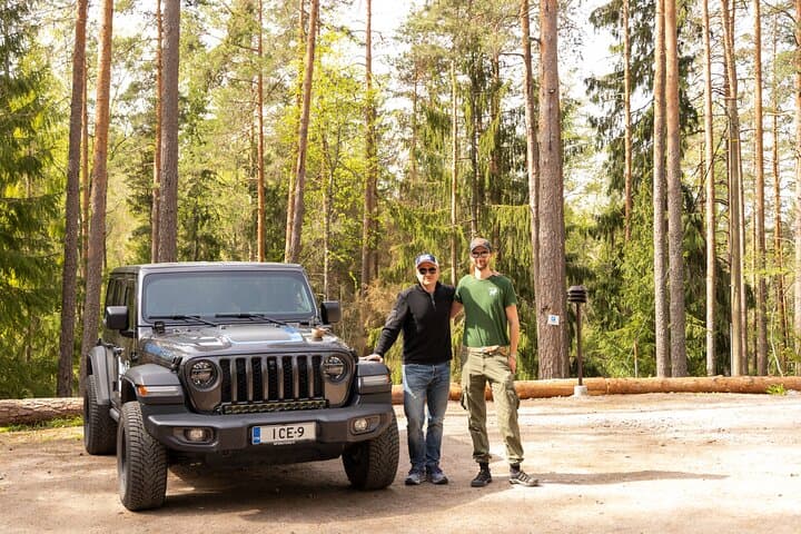 Northern Elegance: Private Reindeer Safari & Fireside Picnic*****