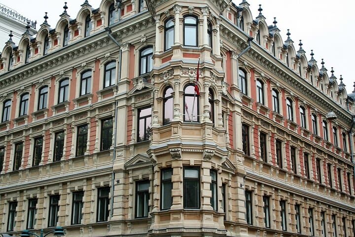 Nordic Prestige: The Elite Helsinki Sightseeing Experience*****