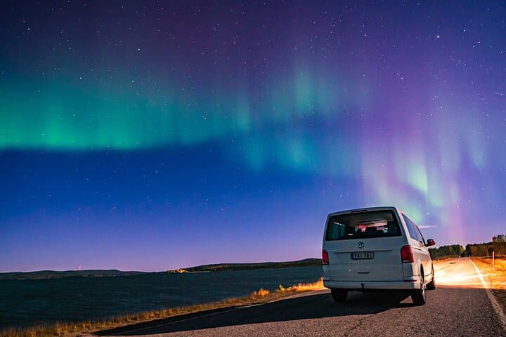Aurora Hunting 2-1 in trip guarantee