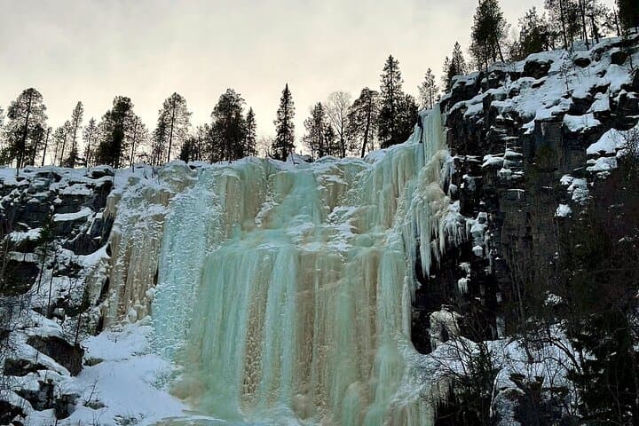 Private Korouoma Canyon Tour, Hiking & Frozen Waterfalls