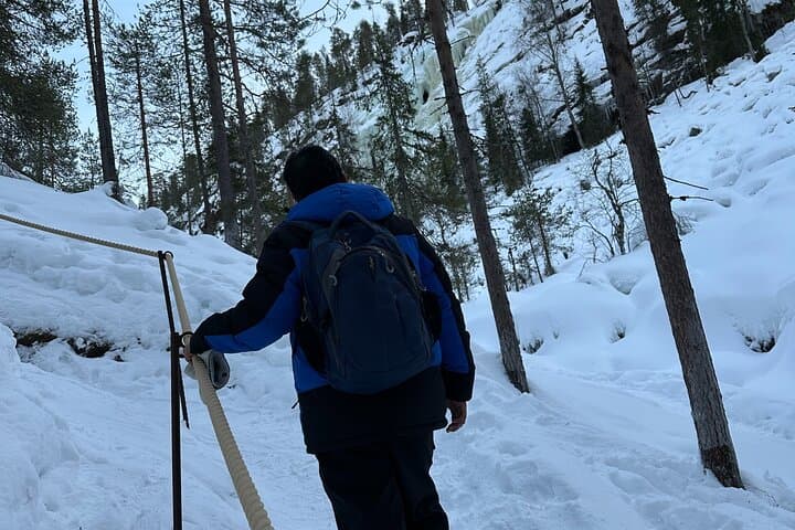 Private Korouoma Canyon Tour, Hiking & Frozen Waterfalls