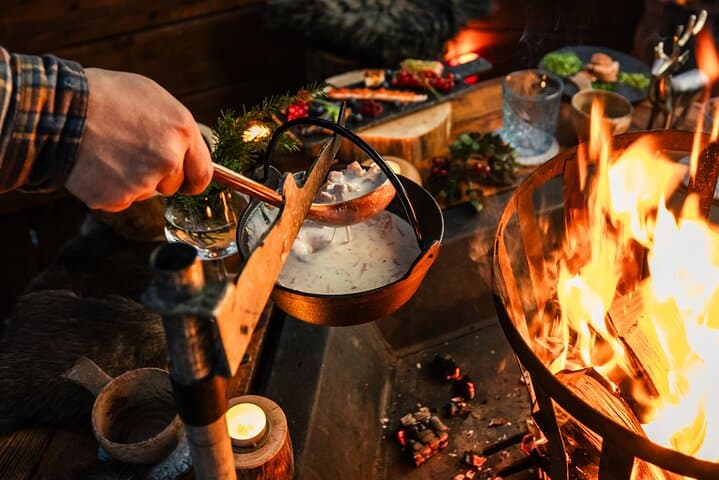 VIP Arctic Dream Dinner Private Glass Igloo and Aurora Experience