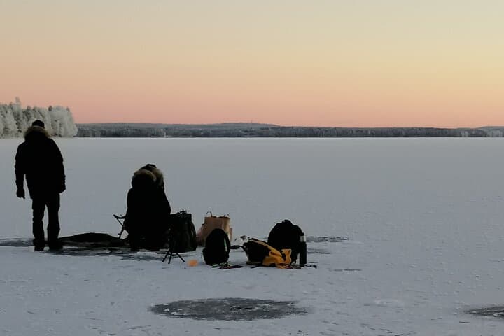 Arctic Immersion: Full-day Snowshoeing and Ice Fishing (Private)