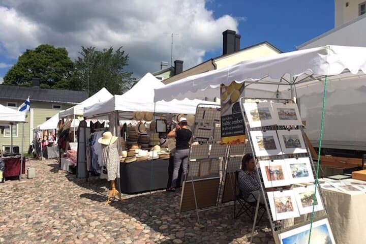 Day to Porvoo from Helsinki: Medieval Old Town Guided Tour