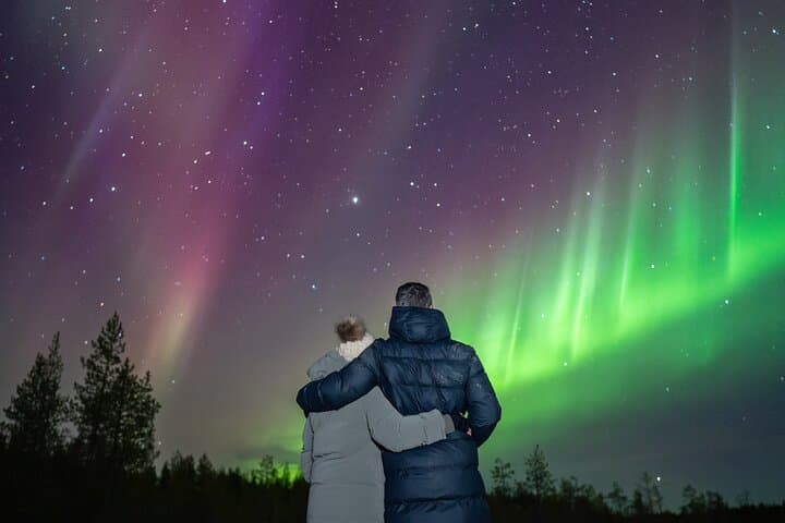 Northern Light Hunt with Photography from Rovaniemi