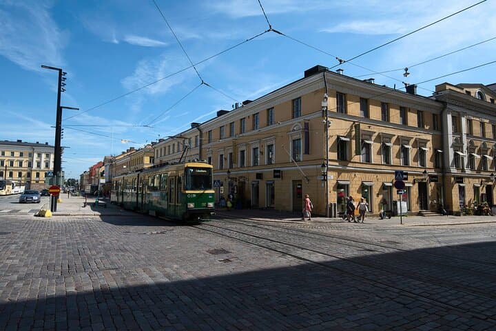 Helsinki Senate Square Private Walking Tour