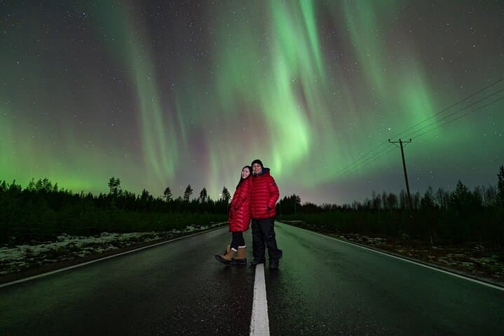 Northern Lights Hunting Photography Tour in Levi