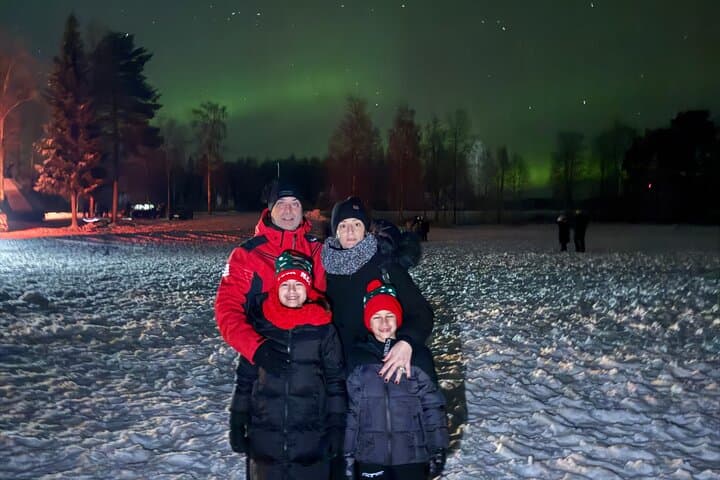 FAMILY FRIENDLY Aurora tour by minivan