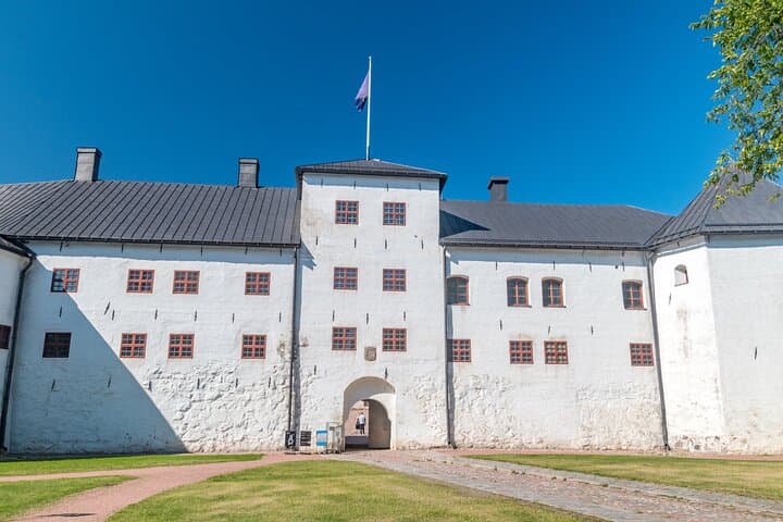 A Private Day Trip from Helsinki to Turku