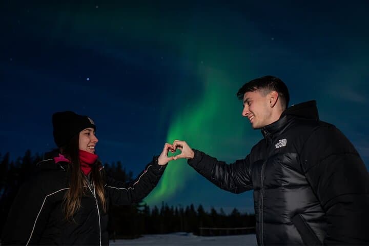 Rovaniemi: Northern Lights Tour with Guaranteed Viewings